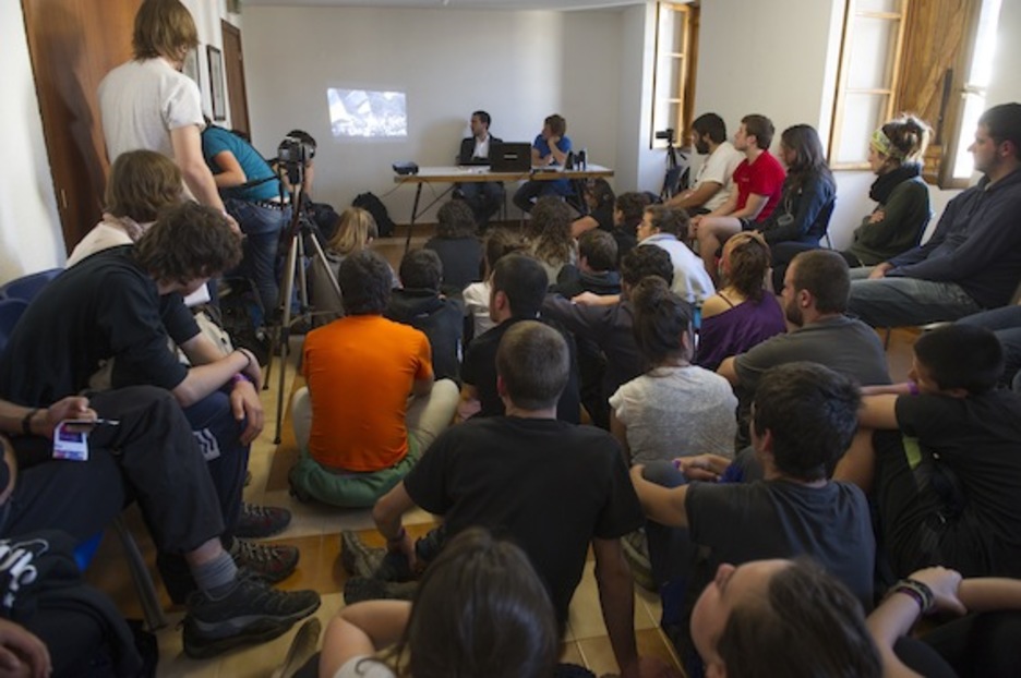 ‘Story telling’ tailerra, Iñaki Soto eta Ion Telleriaren eskutik. (Raul BOGAJO/ARGAZKI PRESS)