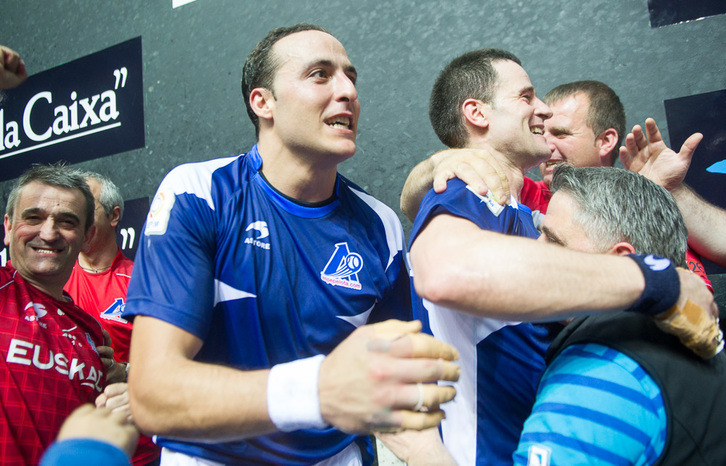 Irujo eta Barriola garaipena ospatzen. (ARGAZKI PRESS)