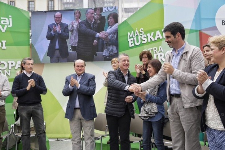 Markel Olano, Andoni Ortuzar, Iñigo Urkullu, Izaskun Bilbao y Eneko Goia, durante el acto de hoy. (EAJ-PNV)