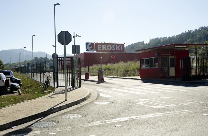 Sede de Eroski en Elorrio. (Raul BOGAJO/ARGAZKI PRESS)