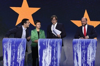 Cuatro de los candidatos a la Comisión Europea, ayer en el debate en Bruselas. (John THYS/AFP)