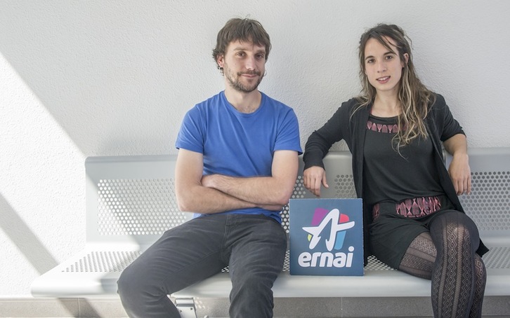 Mikel Button eta Maialen Etxeberria. (Gorka RUBIO/ARGAZKI PRESS)