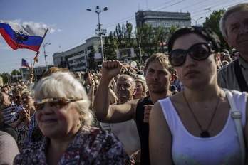 Protesta contra el Gobierno de Ucrania en Donetsk. (Fabio BUCCIARELLI/AFP PHOTO)
