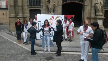 Gora Iruñearen egitarauaren aurkezpena. (@pmeulate)