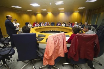 Comparecencia de representantes sindicales de Osakidetza en el Parlamento de Gasteiz. (PARLAMENTO DE GASTEIZ)