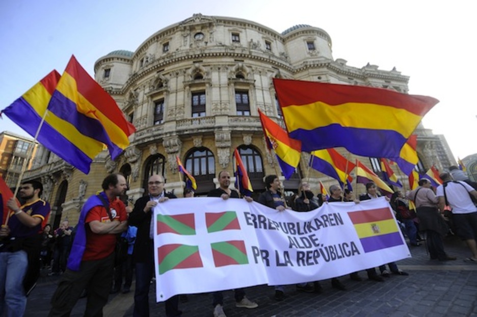 Concentración en Bilbo. (Rafa RIVAS/AFP PHOTO)