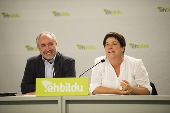 Rafa Larreina y Onintza Enbeita, diputados de Amaiur. (Gorka RUBIO / ARGAZKI PRESS)