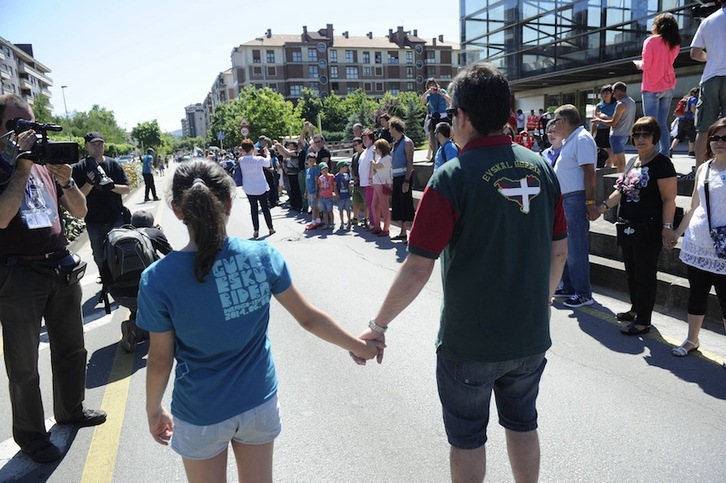 Durangoko Landakon abiatu da giza kate historikoa. (Gorka RUBIO/ARGAZKI PRESS)