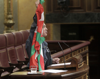 Sabino Cuadra ha reivindicado la república vasca ikurriña en mano. (J.DANAE/ARGAZKI PRESS))