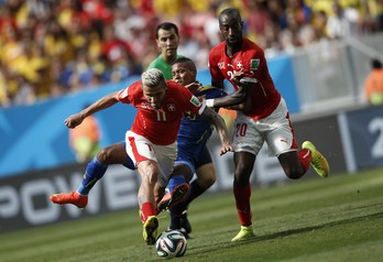 Suitzak garaipen batekin biatu du Munduko Kopa. (Adrian DENNIS / AFP)