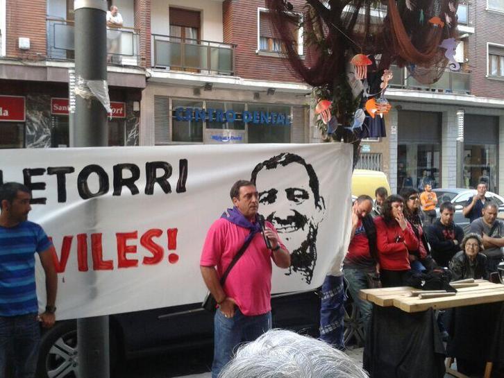 Ongi etorria eman diote Vilesi Santurtzin. (via twitter @ernaiSanturtzi)