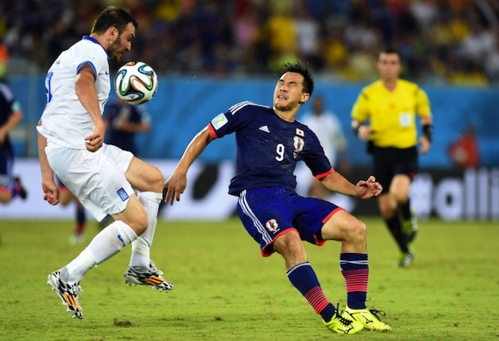 Un lance del encuentro entre nipones y griegos. (Toshifumi KITAMURA/AFP PHOTO)