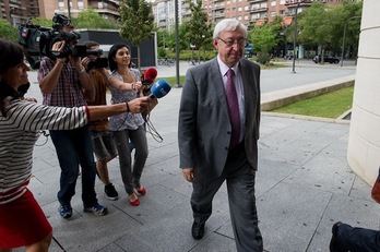 El exconcejal iruindarra Ignacio Polo, a su llegada a los juzgados de Iruñea. (Iñigo URIZ/ARGAZKI PRESS)