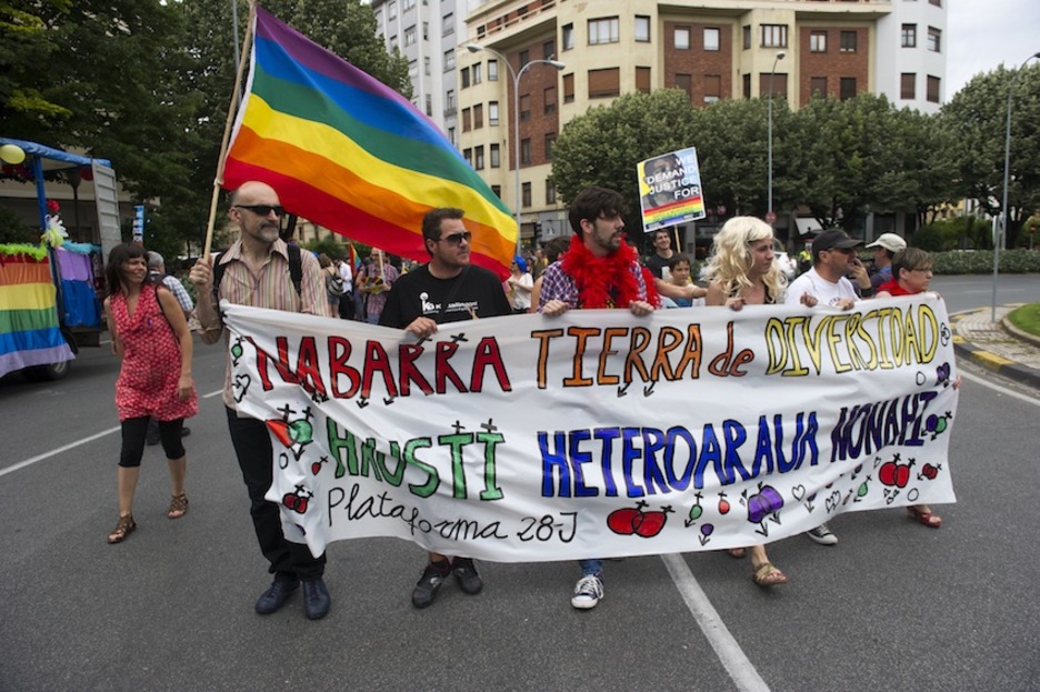 Aniztasuna aldarrikatu dute Iruñeko manifestariek. (Juanan RUIZ/ARGAZKI PRESS)