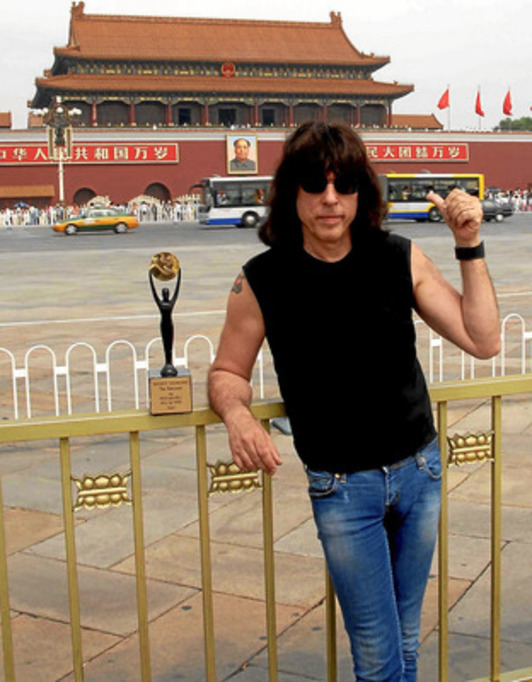 Marky Ramone aterriza en Portugalete e Iruñea 