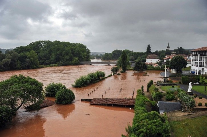 Uztaritzen hartutako irudia. (Nicolas MOLLO/AFP)