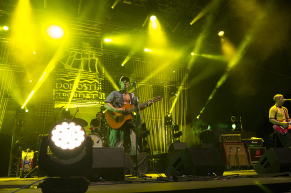 Bere diskografian aski ezagunak diren kantuak eraman ditu Donostiara. (Gorka RUBIO/ARGAZKI PRESS) Bere diskografian aski ezagunak diren kantuak eraman ditu Donostiara. (Gorka RUBIO/ARGAZKI PRESS)