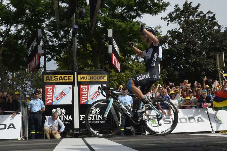 Tony Martin cruzando la meta. (Alix GUIGON / AFP)