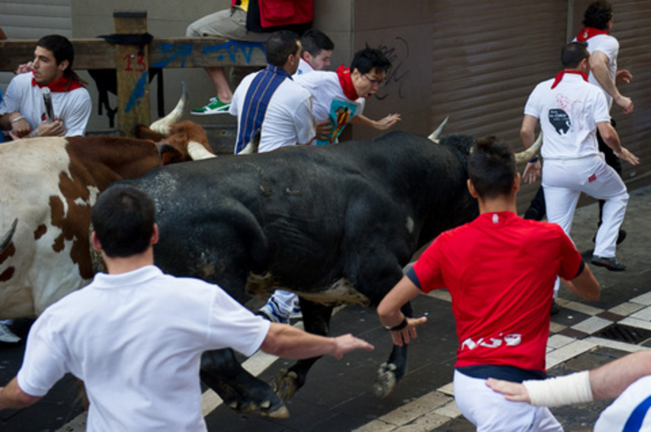 El encierro ha sido muy peligroso y tenso. (Iñigo URIZ/ARGAZKI PRESS)