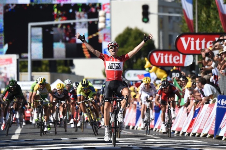 Gallopin celebra su victoria de etapa en Oyonnax. (Eric FEFERBERG/AFP) 