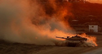 Un tanque israelí, en la Franja de Gaza. (Thomas COEX/AFP PHOTO)