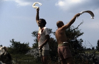 ‘No man's land’ filma atzera begirakoan izango da. (NAIZ)