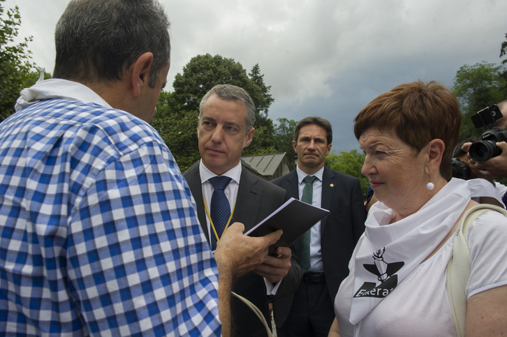 Representantes de Etxerat invitaron a Urkullu a conocer la dispersión de primera mano. (Monika DEL VALLE / ARGAZKI PRESS) 