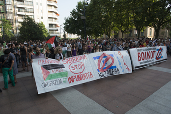 Protesta realizada en Donostia contra los bombardeos en Gaza. (Gorka RUBIO / ARGAZKI PRESS)