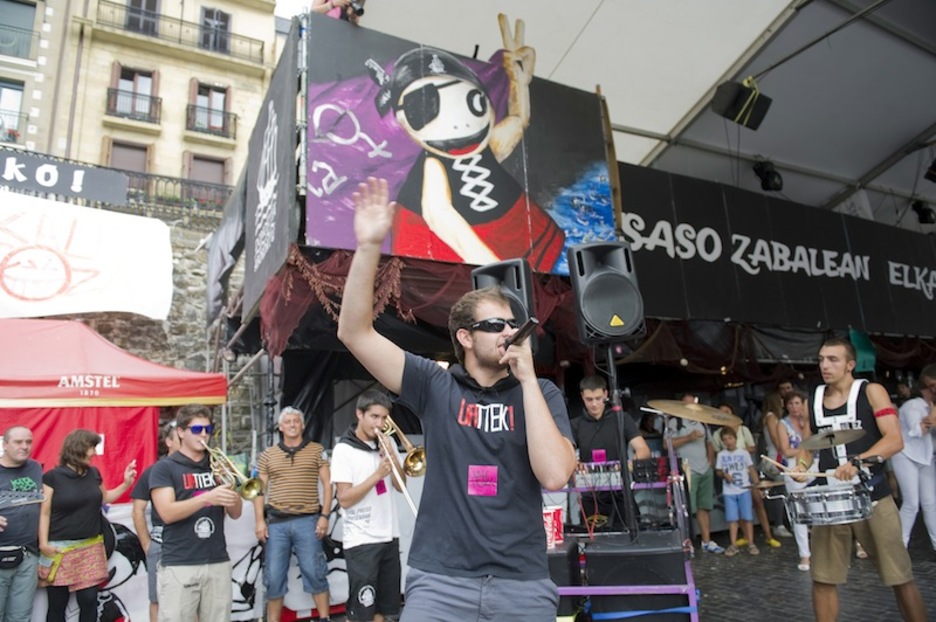 La Flamenkan elkartu dira Kalefestan ziren denak. La Flamenkan elkartu dira Kalefestan ziren denak.