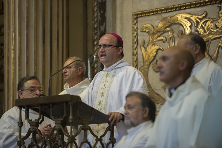 Munilla durante la misa de La Salve de ayer en Donostia. (Andoni CANELLADA / ARGAZKI PRESS) 