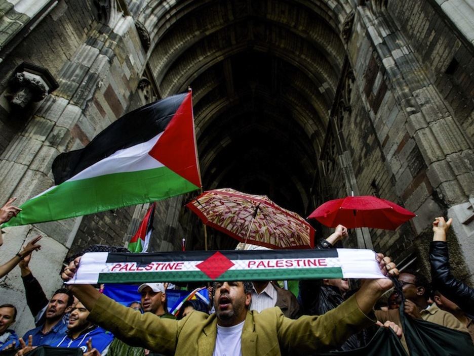 Utrecht (Holanda) hirigunetik manifestazioa. (R.V.L. | AFP) Utrecht (Holanda) hirigunetik manifestazioa. (R.V.L. | AFP)