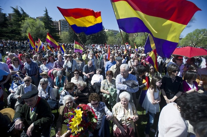 Homenaje en Iruñea en el Monumento a los Fusilados el año pasado. (Iñigo URIZ / ARGAZKI PRESS)