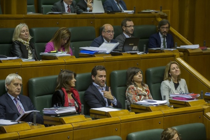 Borja Sémper, durante un pleno en el Parlamento de Gasteiz. (Juanan RUIZ / ARGAZKI PRESS)