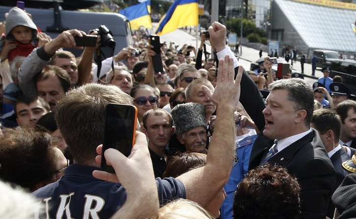 Poroshenko el domingo, en un acto para celebrar la independencia de Ucrania en Kiev. (Yuriy KIRNICHNY/AFP)