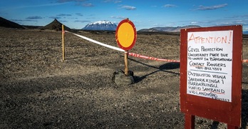 Cartel de advertencia en las cercanías del volcán Bardabunga. (