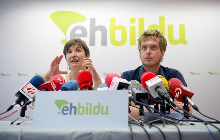 Maribi Ugarteburu y Maiorga Ramírez, de EH BIldu. (ARGAZKI PRESS)
