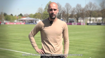Guardiola, en un fotograma del vídeo.