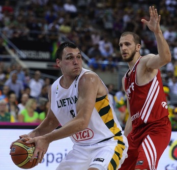 Lituania se ha hecho con el pase a semifinales tras vencer a Turquía. (Josep LAGO/AFP)