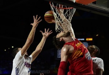 La selección francesa ha conseguido el pase a semifinales, donde se enfrentará a Serbia. (Javier SORIANO/AFP)