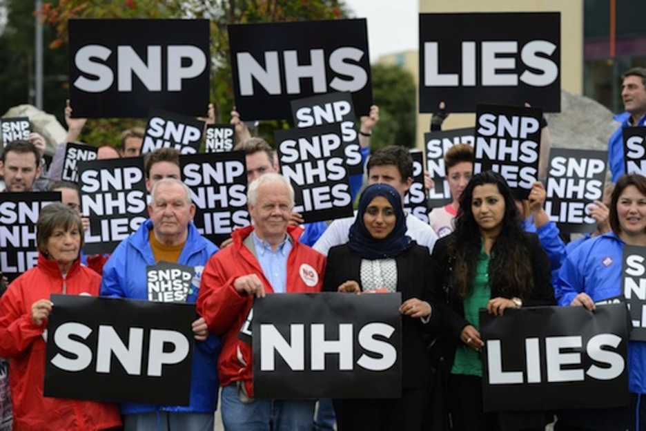 Defensores del «no» acusan a los impulsores del «sí» de mentir. (Leon NEAL/AFP PHOTO)