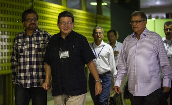 Miembros de la delegación de las FARC en La Habana. (Yamil LAGE/AFP PHOTO)
