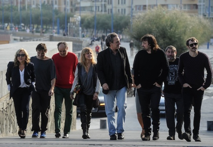 El equipo de la película, en Donostia. (Jagoba MANTEROLA/ARGAZKI PRESS)