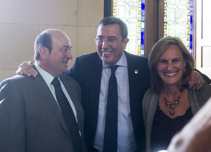 Andoni Ortuzar, José Luis Bilbao e Itxaso Atutxa, el pasado martes en Gernika. (Luis JAUREGIALTZO/ARGAZKI PRESS)