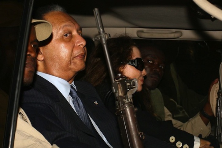 Jean-Claude Duvalier, en enero de 2011, en su sorpresivo retorno a Haiti tras el exilio francés. (Héctor RETAMAL/AFP PHOTO)