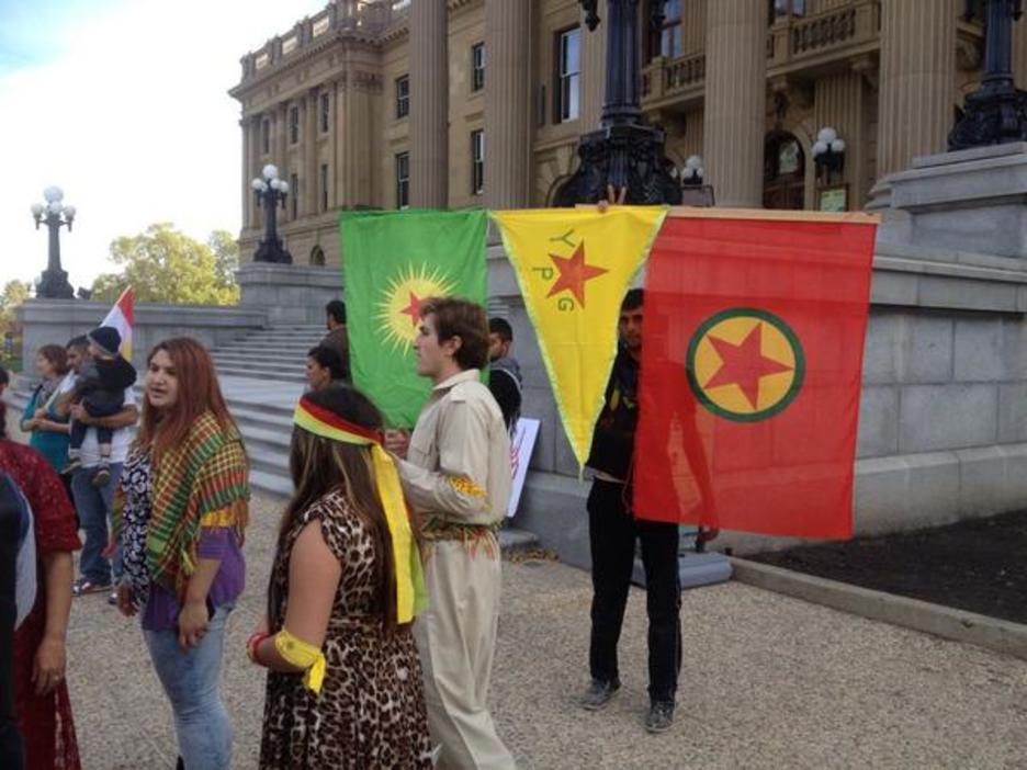 Protesta en Edmonton, Canadá. (@RubarHeyecan)