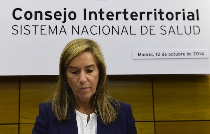 La titular de Sanidad, Ana Mato, tras la reunión del Consejo Interterritorial. (Pierre-Philippe MARCOU/AFP)