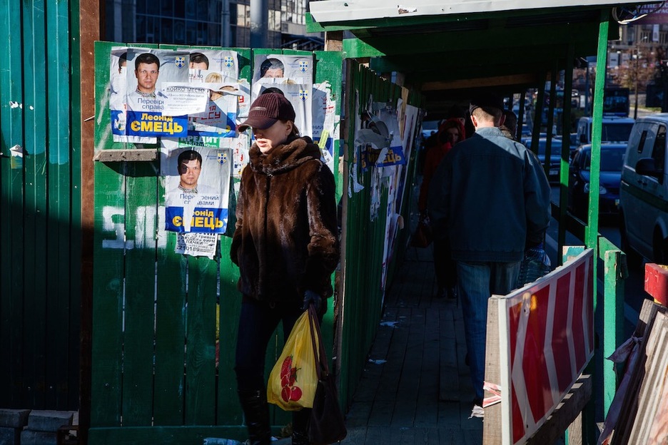 Cartel electoral en Kiev de Leonid Emets, que entrará a formar parte de la Rada con el partido de Yatseniuk. (Juan TEIXEIRA)
