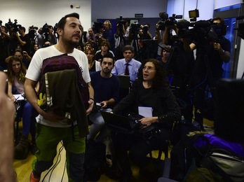 La comparecencia de Javier Limón ha desatado una gran expectación mediática. (Pierre-Philippe MARCOU / AFP)
