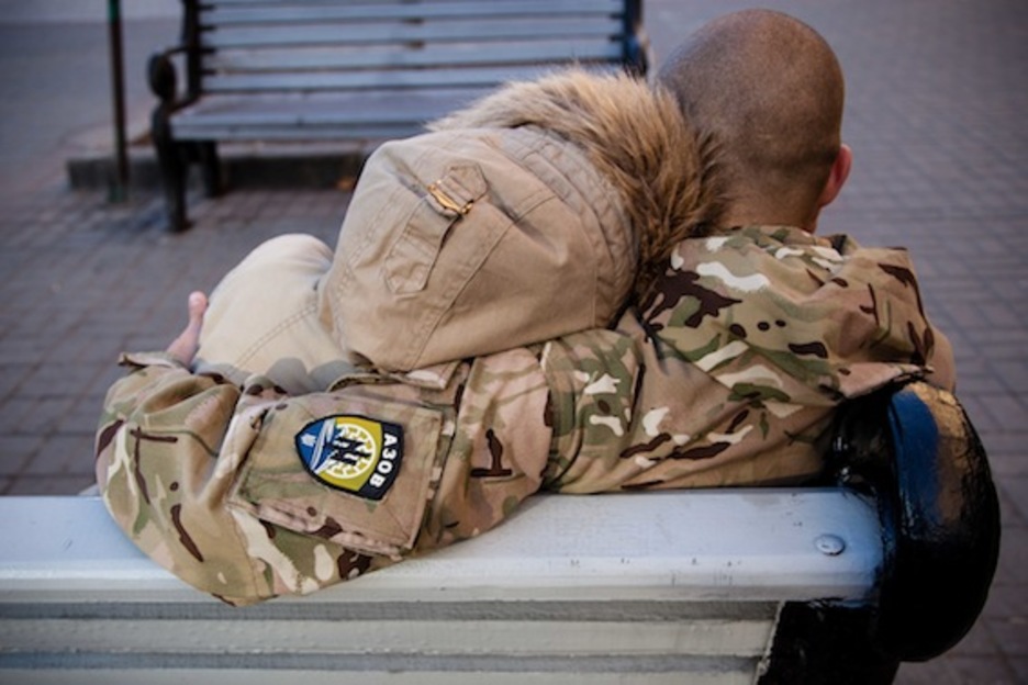 La extrema derecha apenas consiguó representación en la Rada. En la imagen, un miembro del batallón Azov. (Juan TEIXEIRA)