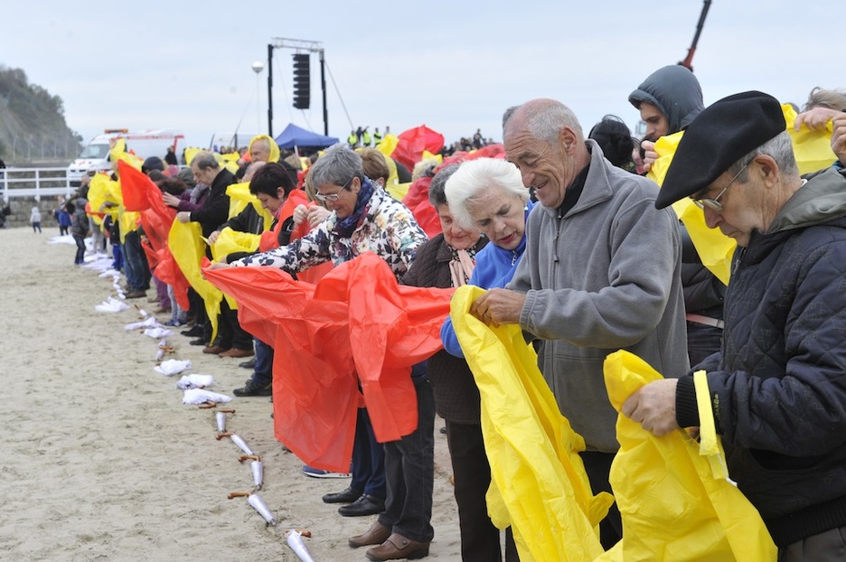 Prestaketa lanetan. (Idoia ZABALETA/ARGAZKI PRESS) Prestaketa lanetan. (Idoia ZABALETA/ARGAZKI PRESS)
